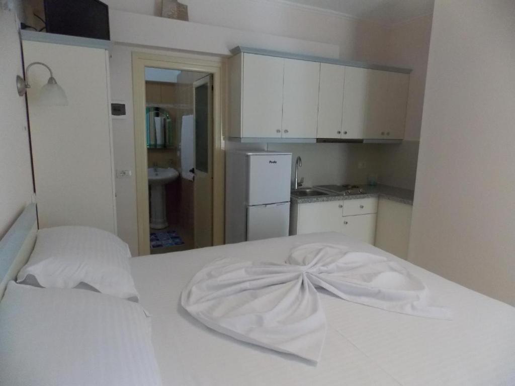 Amber Apartments ساراندا المظهر الخارجي الصورة