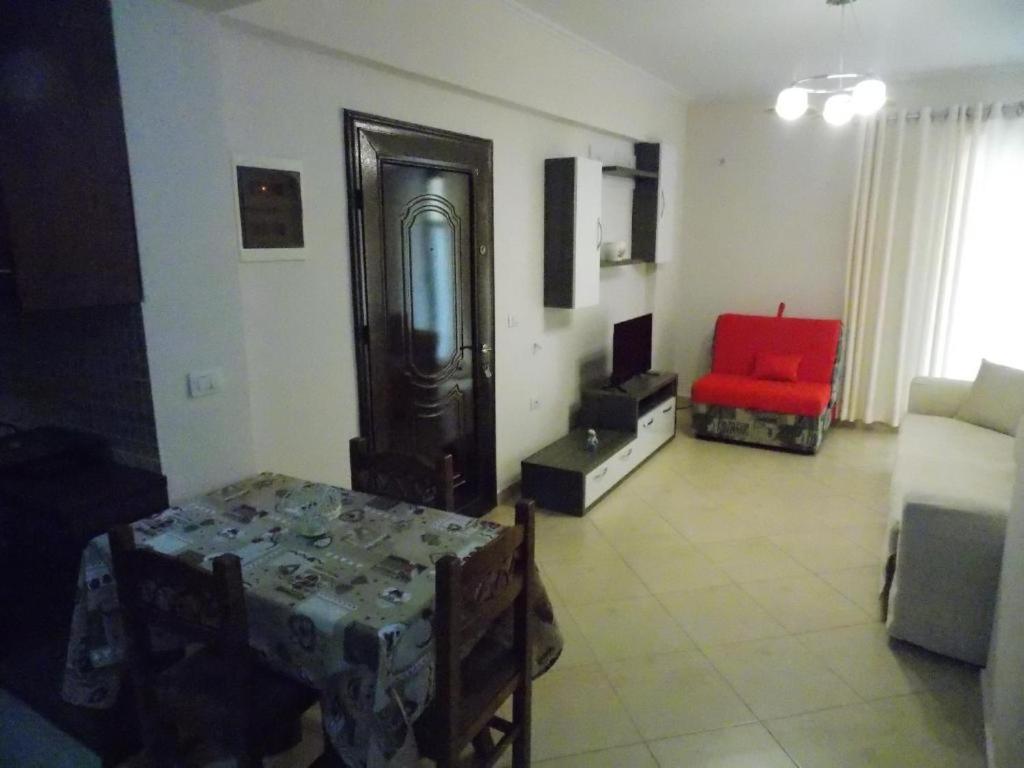 Amber Apartments ساراندا المظهر الخارجي الصورة