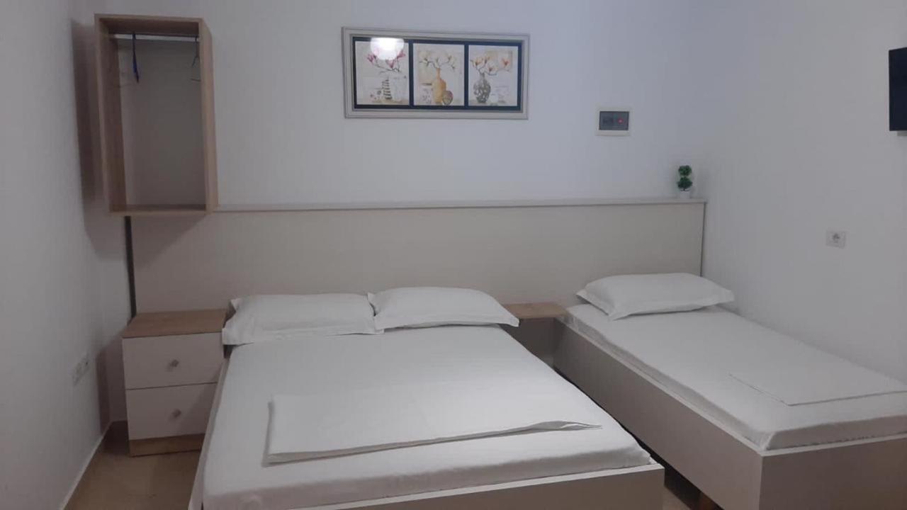 Amber Apartments ساراندا المظهر الخارجي الصورة