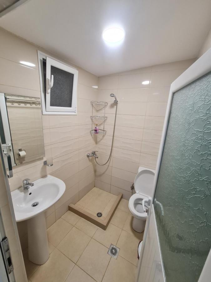 Amber Apartments ساراندا المظهر الخارجي الصورة