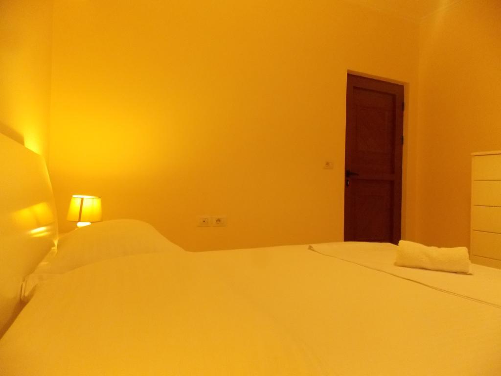 Amber Apartments ساراندا المظهر الخارجي الصورة