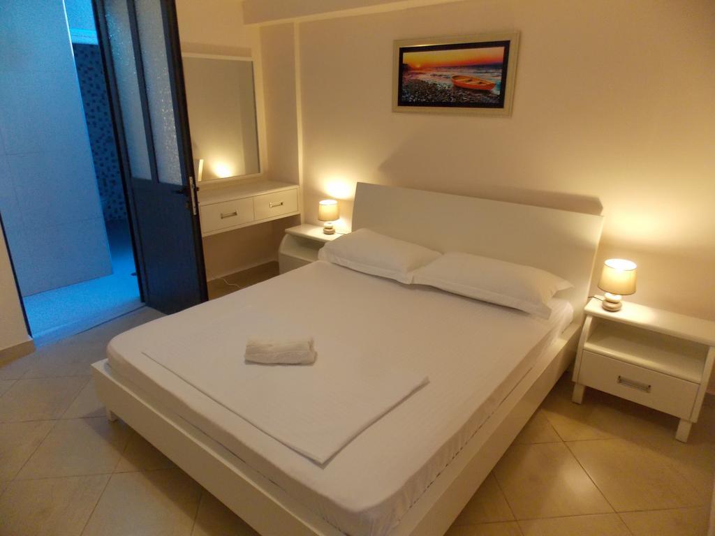 Amber Apartments ساراندا المظهر الخارجي الصورة