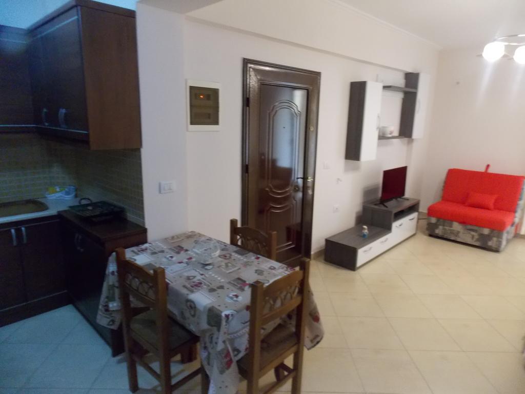 Amber Apartments ساراندا المظهر الخارجي الصورة